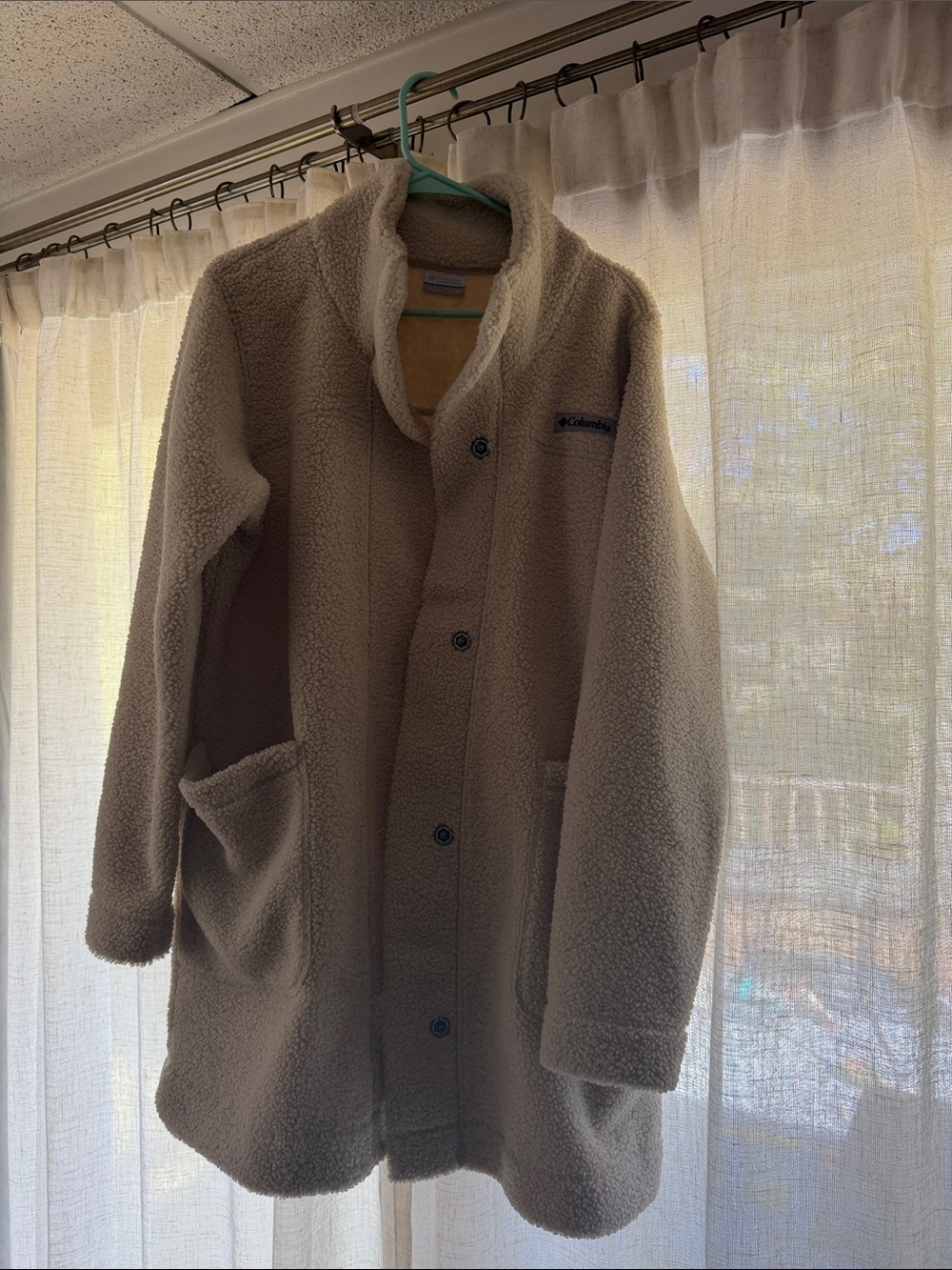 Columbia Women’s Cream Sherpa Button-Front Jacket